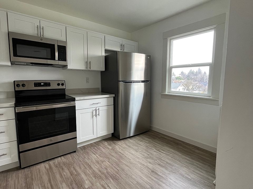 1st image of 3405 McKinley Ave #5