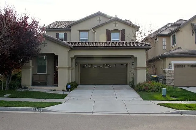 16755 Colonial Trl photo 1