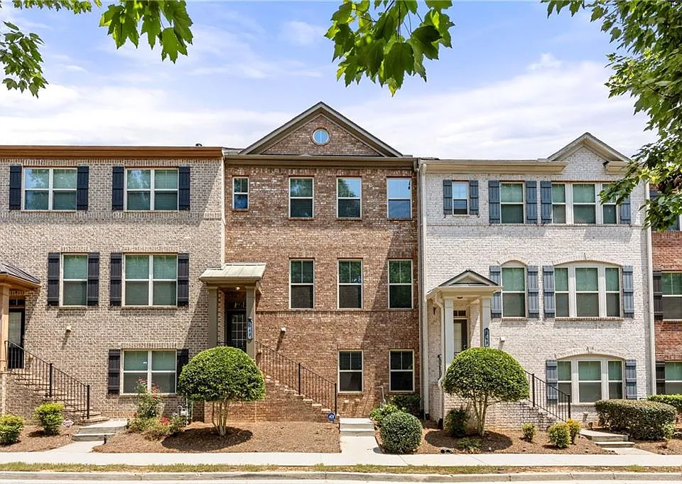 849 Ivy Vine Pl