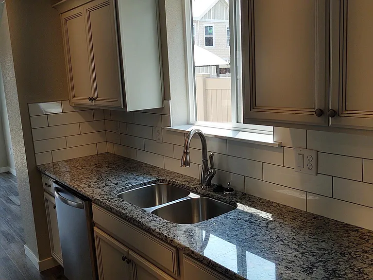 5992 S Carlburg Ave — Photo 6