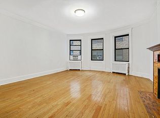 303 W 74th St APT 4R, New York, NY 10023
