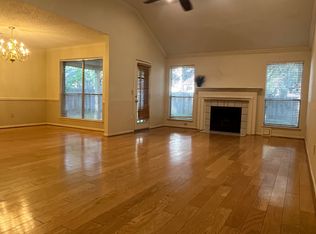 22 Lush Meadow Pl, Spring, TX 77381