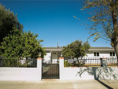 22445 Vanowen St, West Hills, CA, 91307