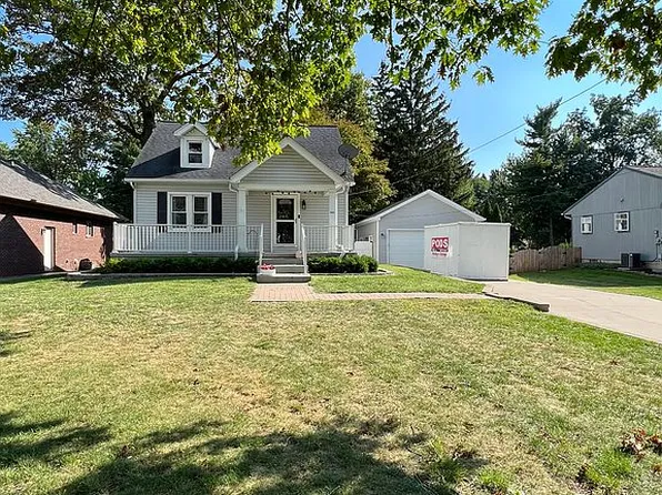6124 Higgins Ave, Sterling Heights, MI 48314