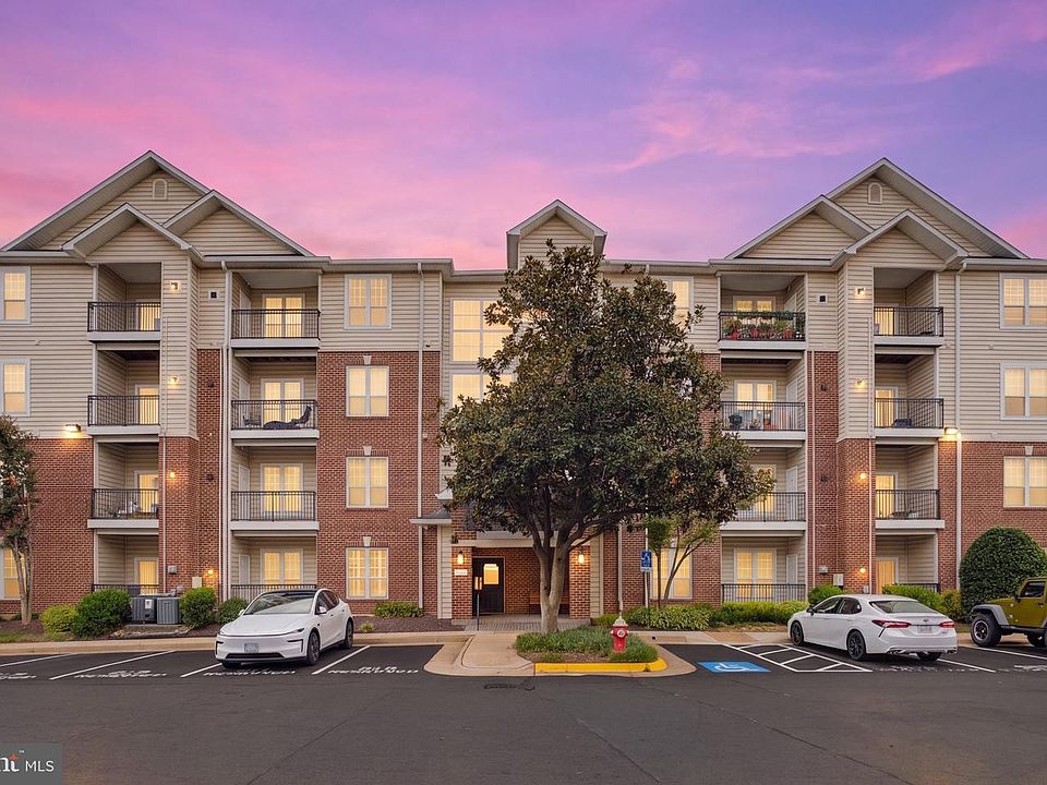 1st image of 1570 Spring Gate Dr Unit 7109