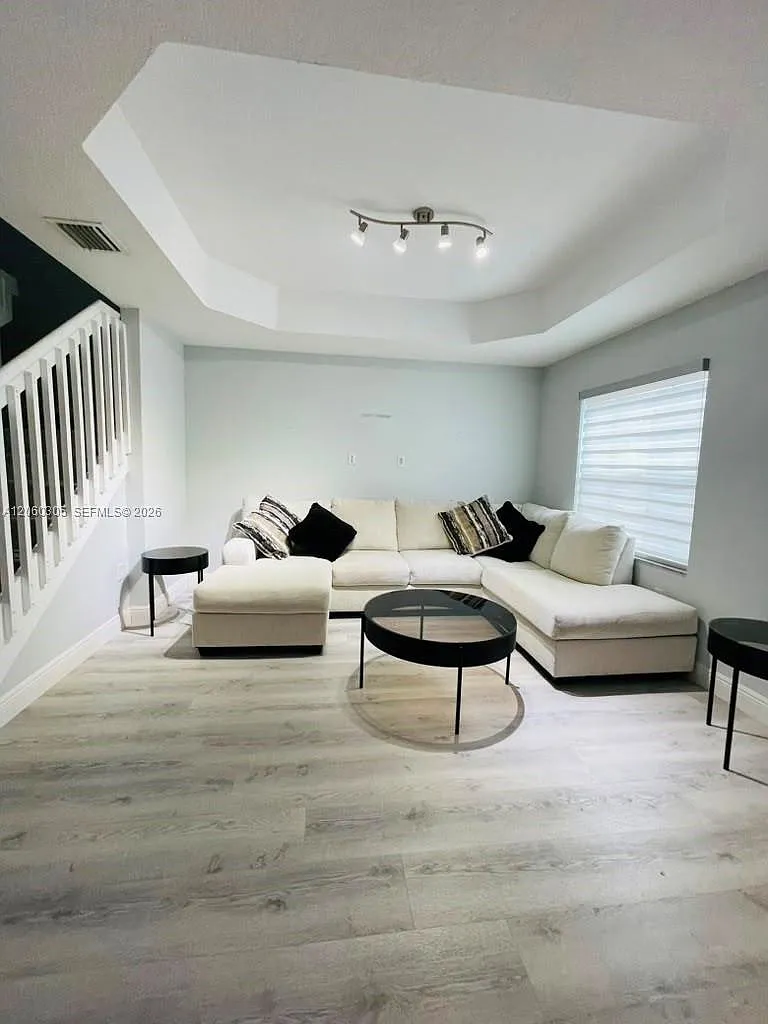 Hampton Isles Condo — Photo 3