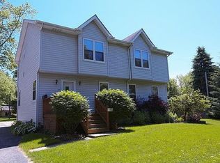 183 S Ellyn Ave, Glen ellyn, IL 60137