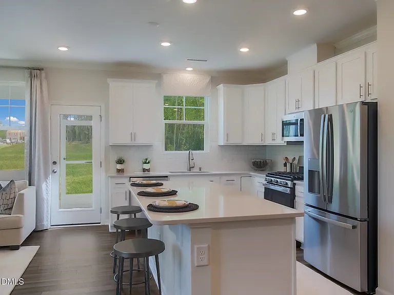 152 Velvet Ridge Way — Photo 8
