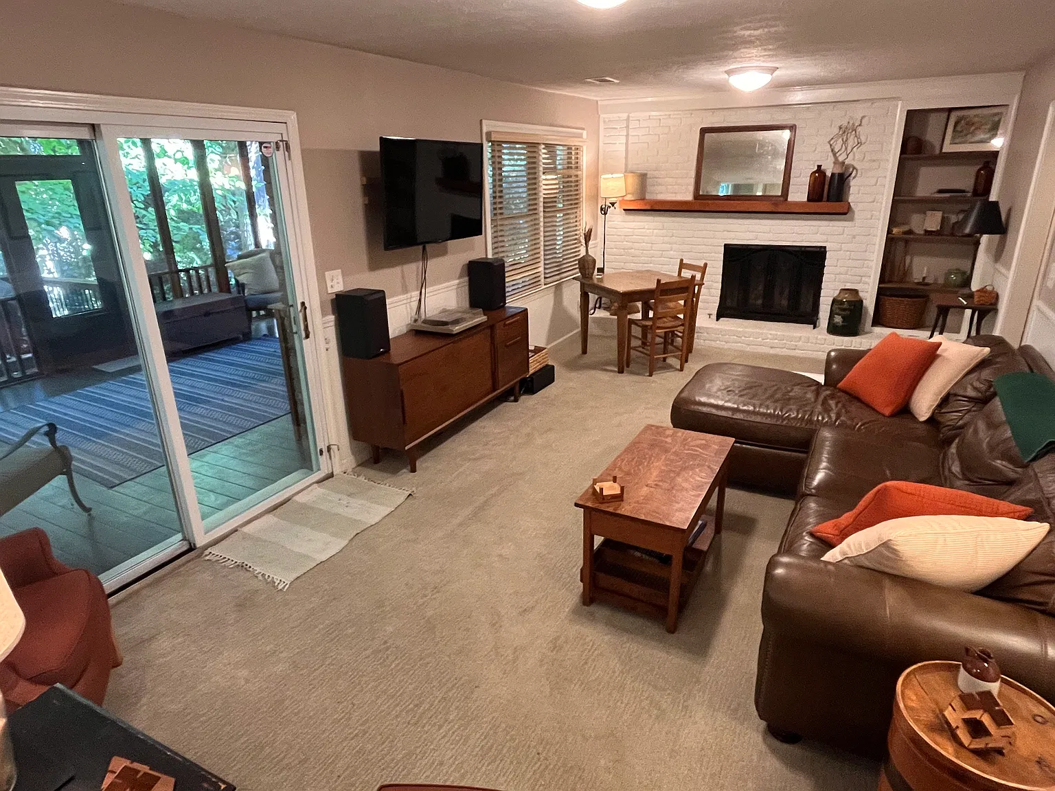3 bed, 2.5 bath, 2177 sqft, $3,200 — Photo 4