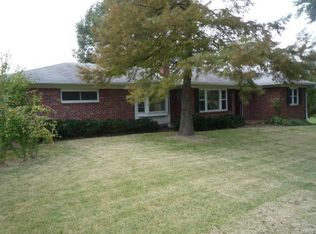 45 Mohan Dr, Florissant, MO 63033