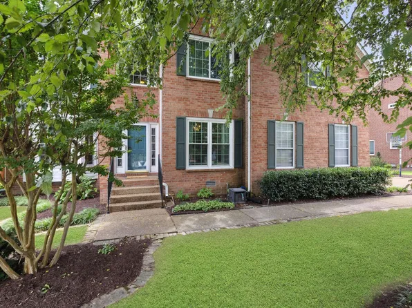 320 Dandridge Dr, Franklin, TN 37067
