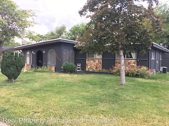 4th image of 3308 S Pearce Dr