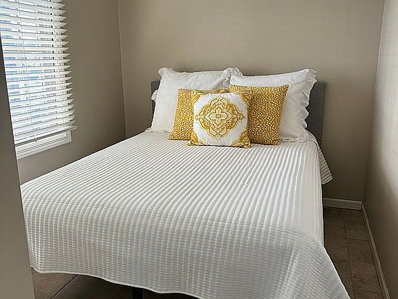 4th image of 63286 Birch Rd