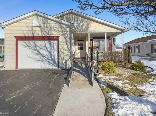 23 Wallace Ln #207, Camden Wyoming, DE 19934