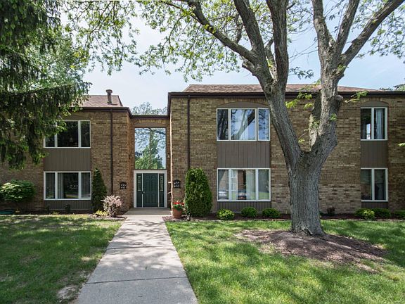 2nd image of 455 Barkwood Ct NW #24