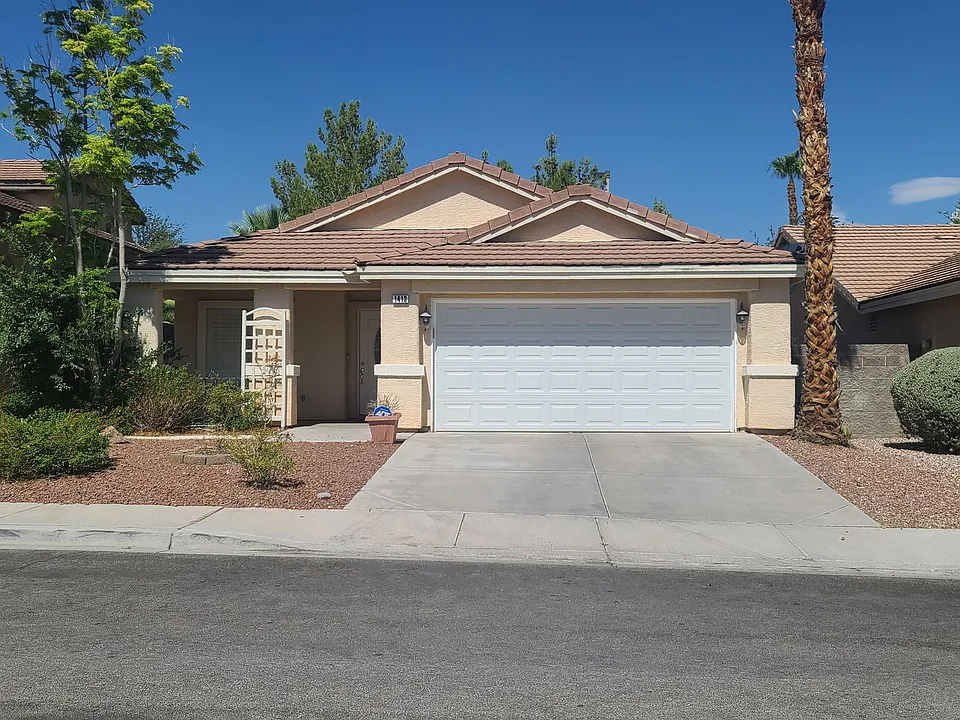 1413 Iron Springs Dr