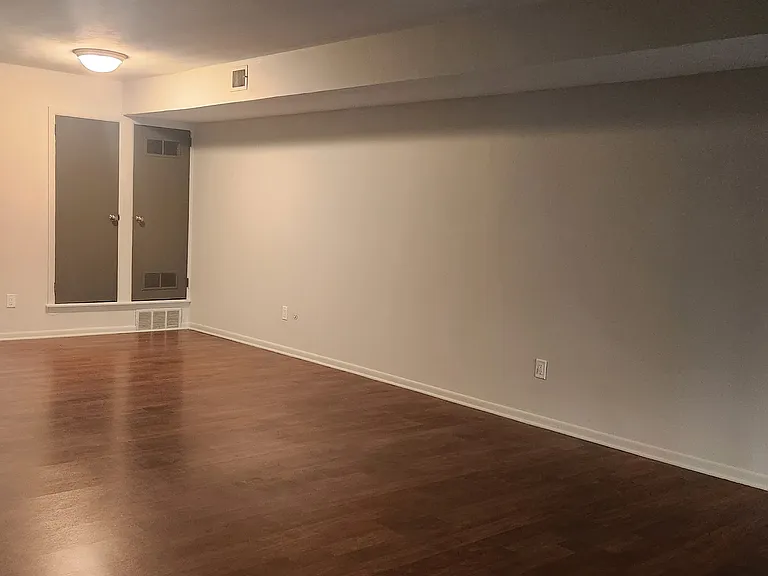 721 N Capitol Ave #4 — Photo 10