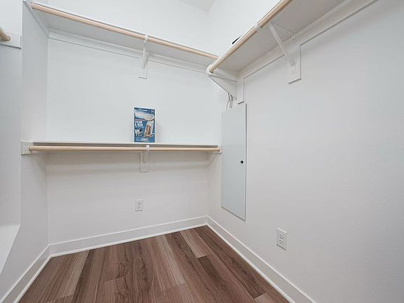 4th image of 1607 W Cara Dr