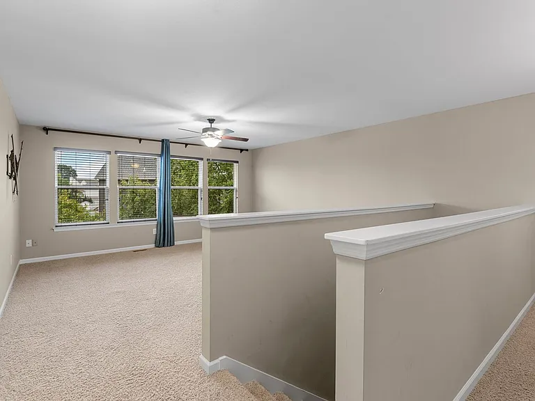 615 Derby Way Dr — Photo 31
