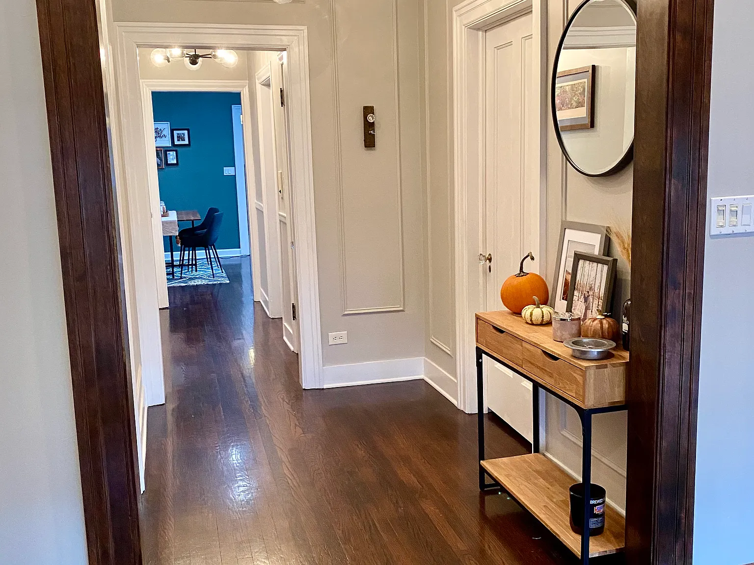 2 bed, 900 sqft, $3,500 — Photo 4