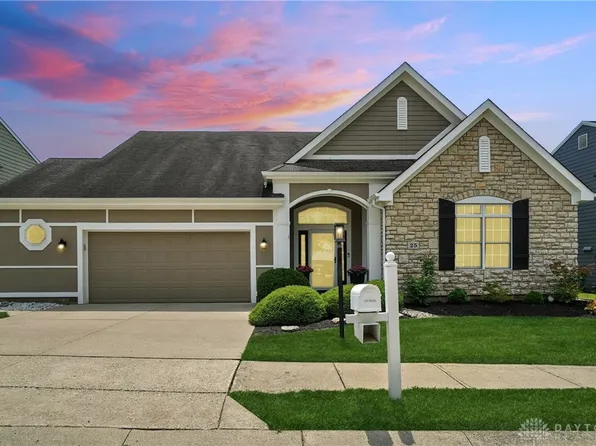 25 Woodcliff Blvd, Springboro, OH 45066