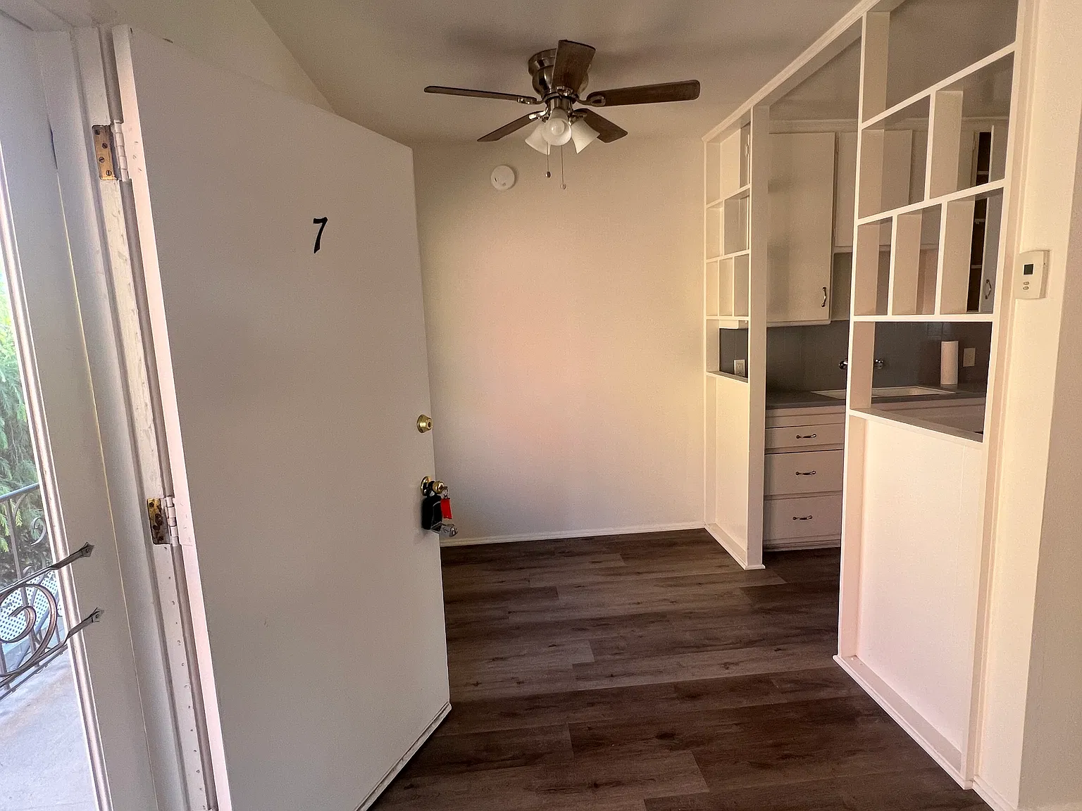 1 bed, 600 sqft, $2,000 — Photo 2