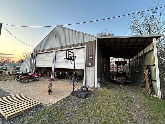 2nd image of 51 Cypress Hill Ln