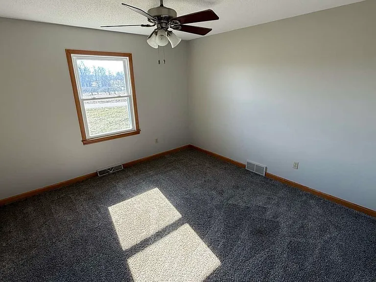 474 Bennett Rd — Photo 2