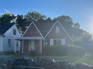 8321 Robson St, Detroit, MI 48228