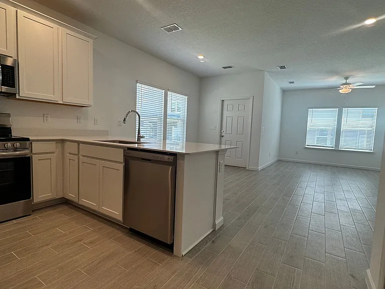2234 Windward Cay Ln — Photo 9
