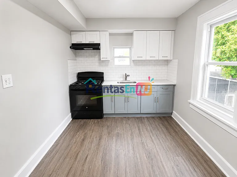 148-150 Norwood St #2A — Photo 1