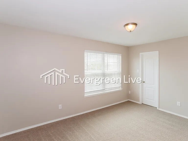 4905 Caraway Dr — Photo 15