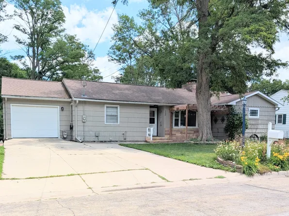 202 N Ln, Albert Lea, MN 56007