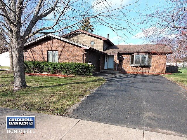 1st image of 6854 175th St