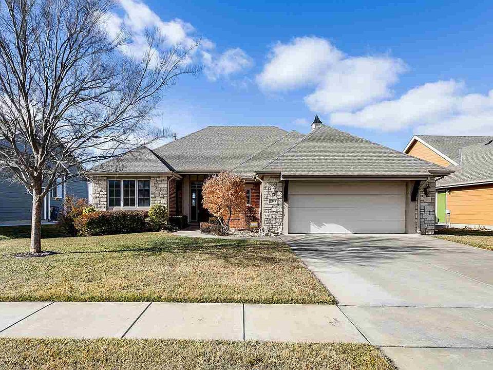 1st image of 2313 N Sawgrass Cir