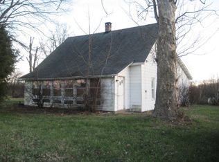Rr 4 Box 188, Mcleansboro, IL 62859