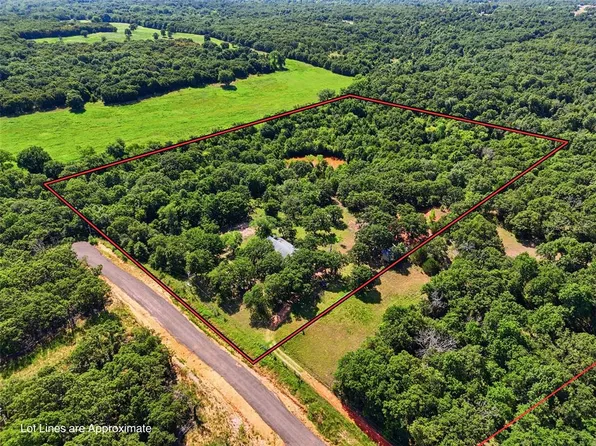 8801 Howard Ave, Lexington, OK 73051