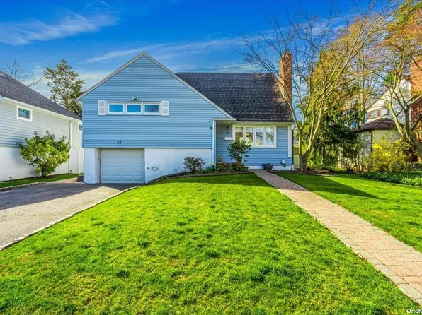 33 Revere Road, Port Washington, NY 11050