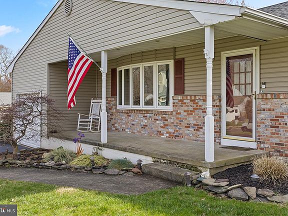 5th image of 603 Flock Rd