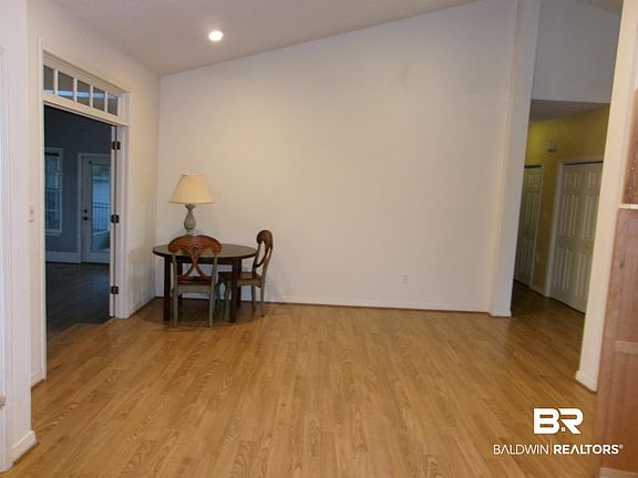 5th image of 34085 Kathryn Dr