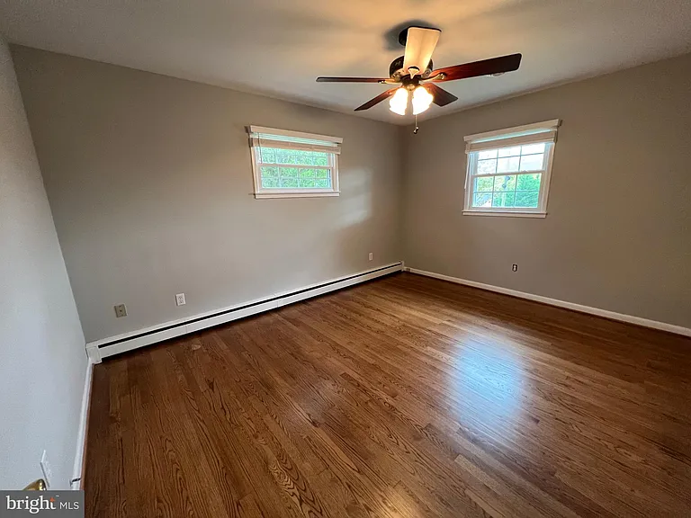 800 Severn Dr — Photo 13