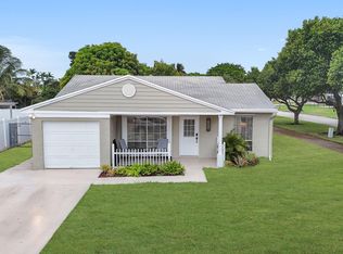 8269 Huntsman Pl, Boca Raton, FL 33433