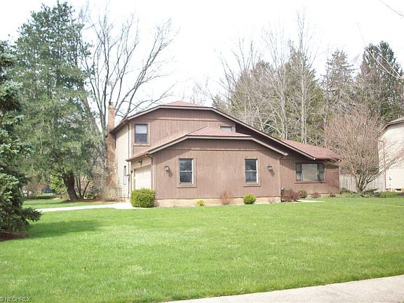 2nd image of 9500 Oak Park Dr