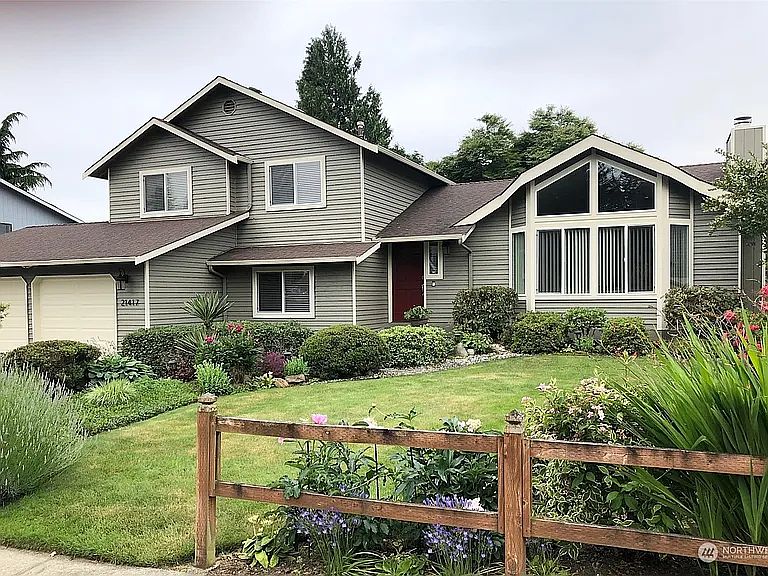 1st image of 21417 113th Pl SE