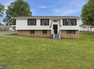 110 Hedrick Ave, Martinsburg, WV 25405