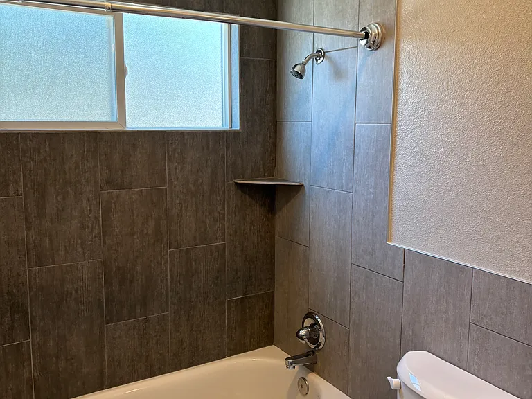 209 Milbrae Ln #3 — Photo 10