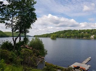 51 Cornell Rd, Danbury, CT 06811