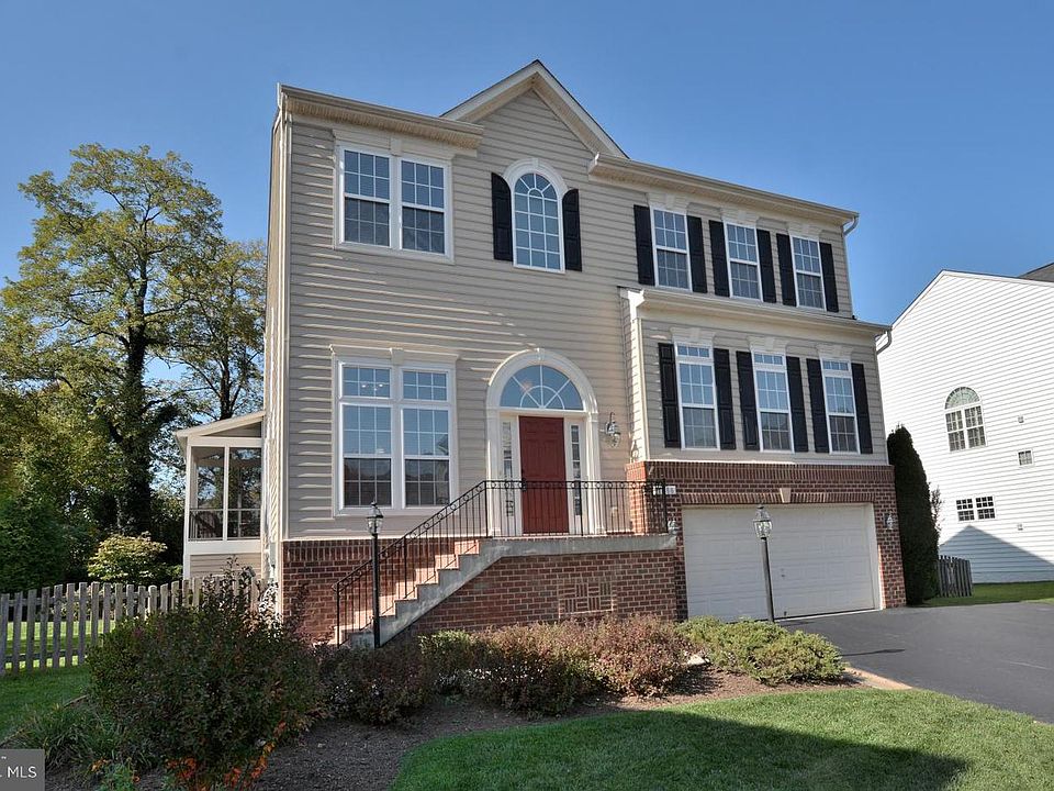 1st image of 1688 Winterwood Ct
