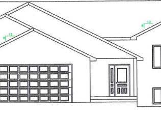 2436 41st Ave S, Grand Forks, ND 58201