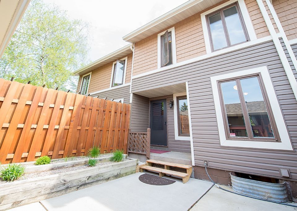 1st image of 3672 Auger Ave